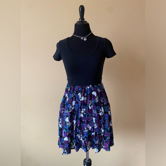 SOLD - Picture 2 of 6